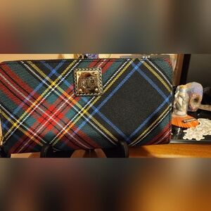 Dooney and Bourke wallet